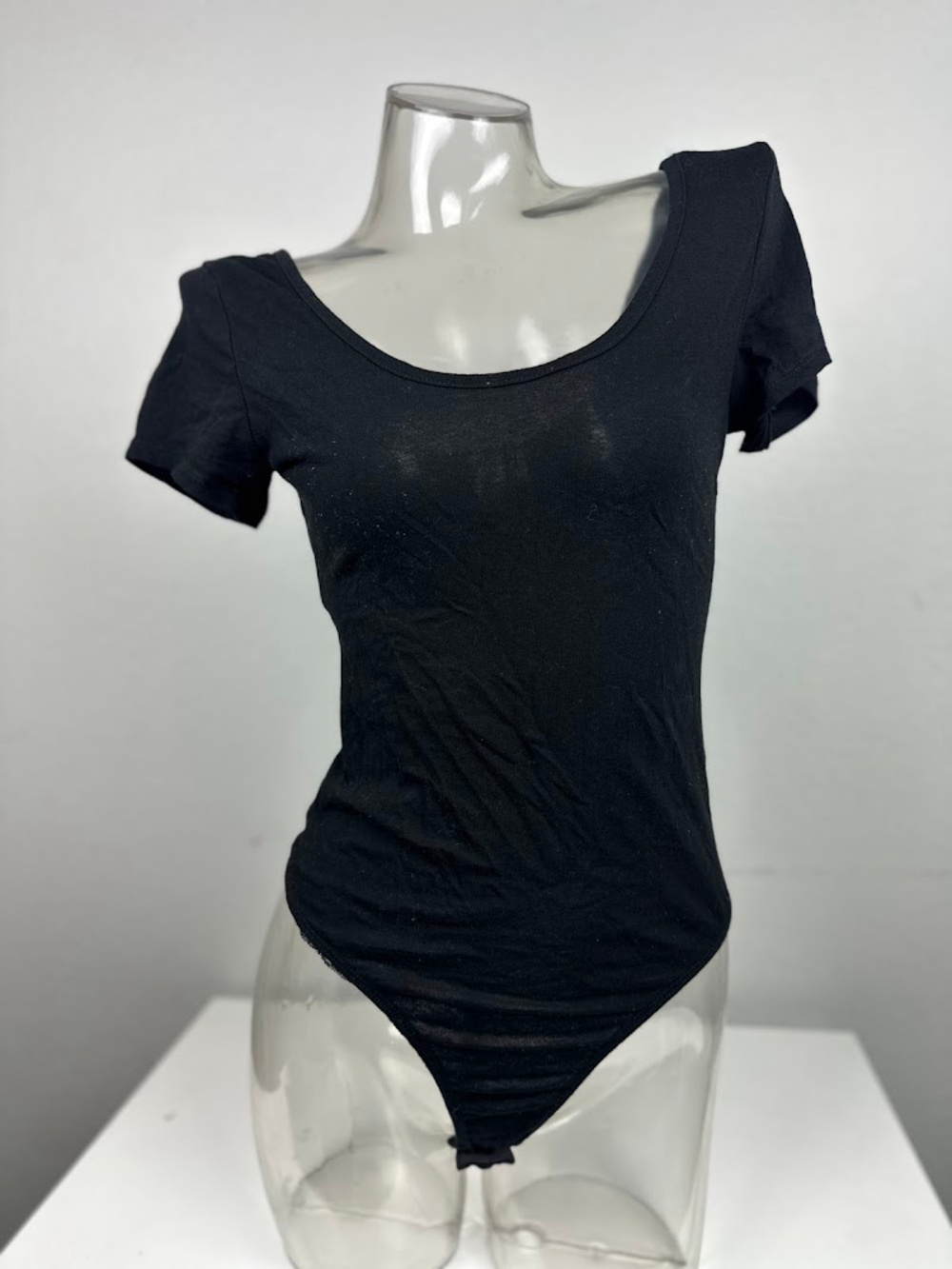 Bozzolo Black Short Sleeve Bodysuit Scoop Neck Size Large